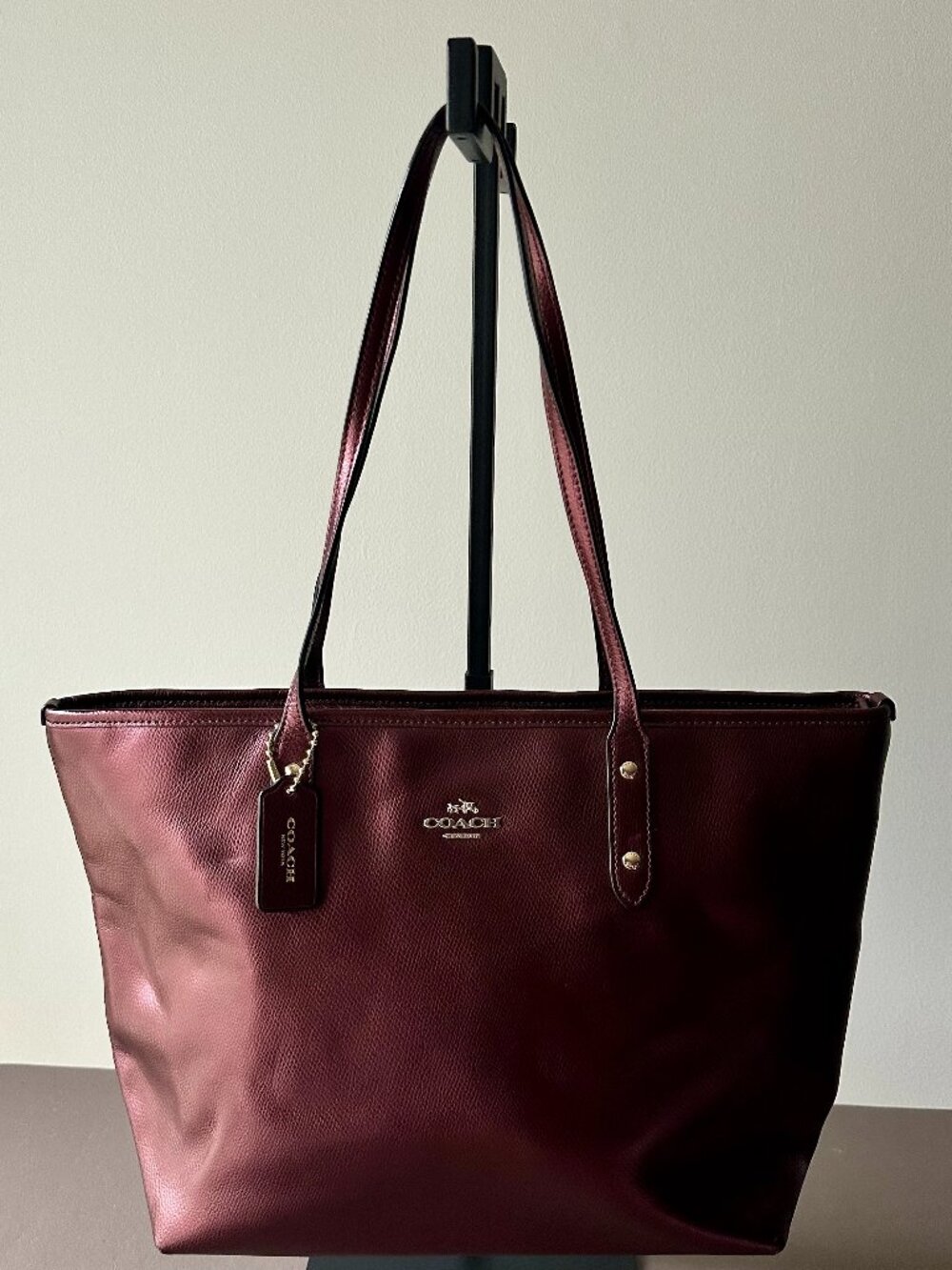 COACH Burgundy Crossgrain Leather City Zip Tote Shoulder Handbag